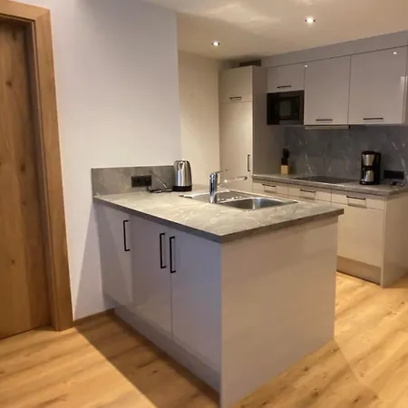 Garni Binta 게스트하우스 3*