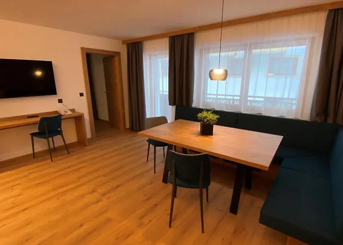 Garni Binta ايشجل