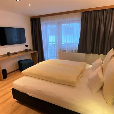 Garni Binta 3* Ischgl