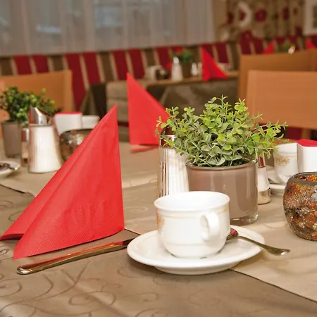 Garni Binta Konukevi 3*